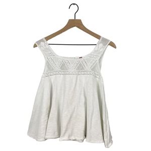 🖤3/$25 SALE!! Free people embroidered geometric lace swing tank top